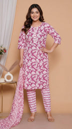 Ensemble Kurta imprimé en coton avec pantalon rayé et dupatta