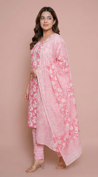 Ensemble Kurta en Coton Rose Fleuri avec Pantalon Géométrique