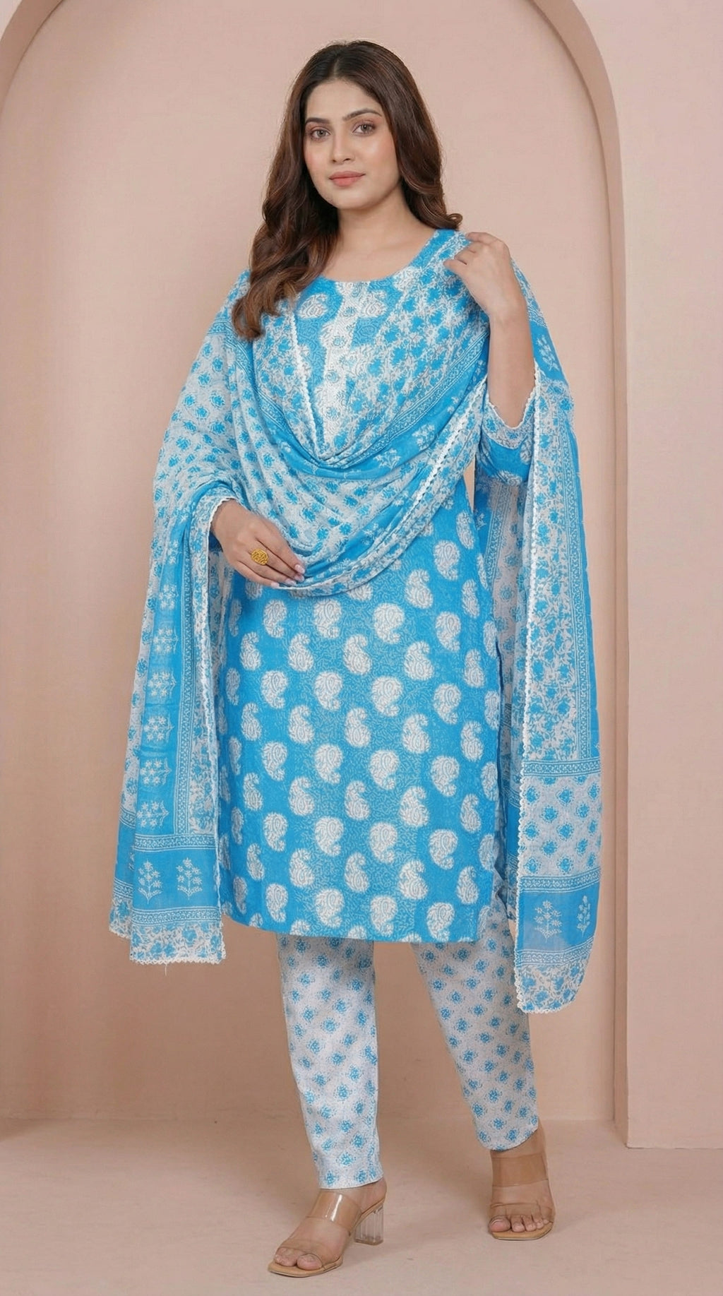 Ensemble Kurta en Coton Imprimé Floral Bleu Ciel avec Dupatta