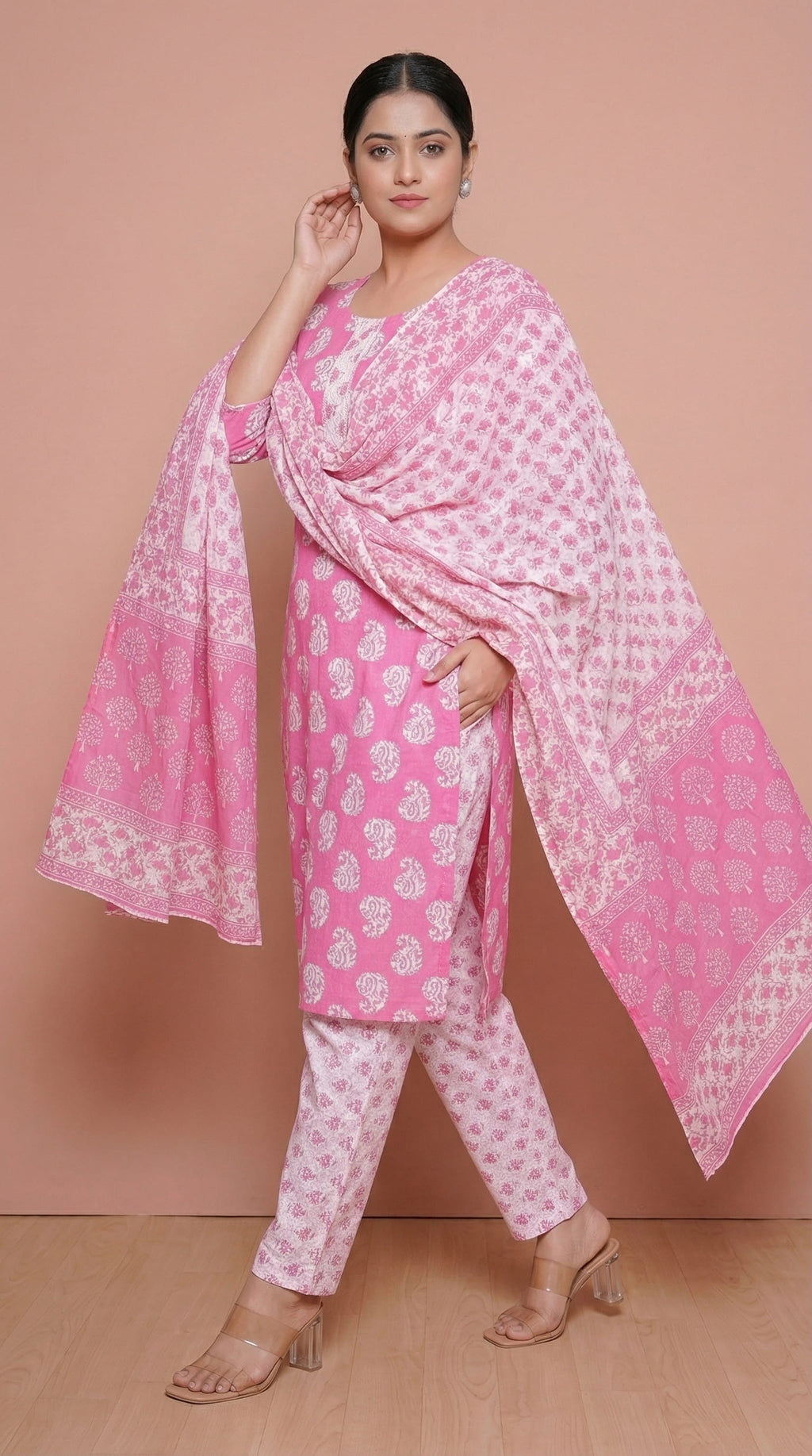 Ensemble de costume en coton imprimé rose avec dupatta